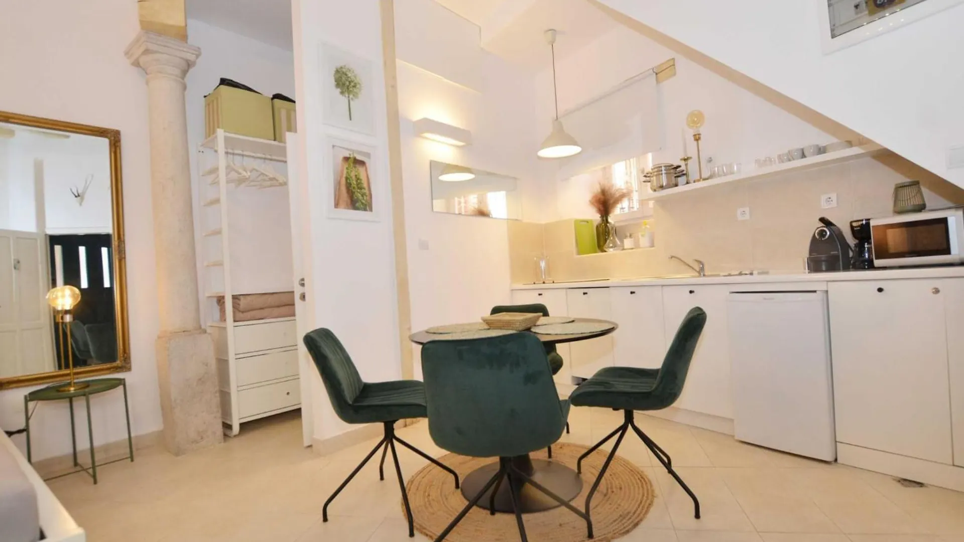 Modern And Cozy Rovinj Old Town Apartments - Studio Apartment